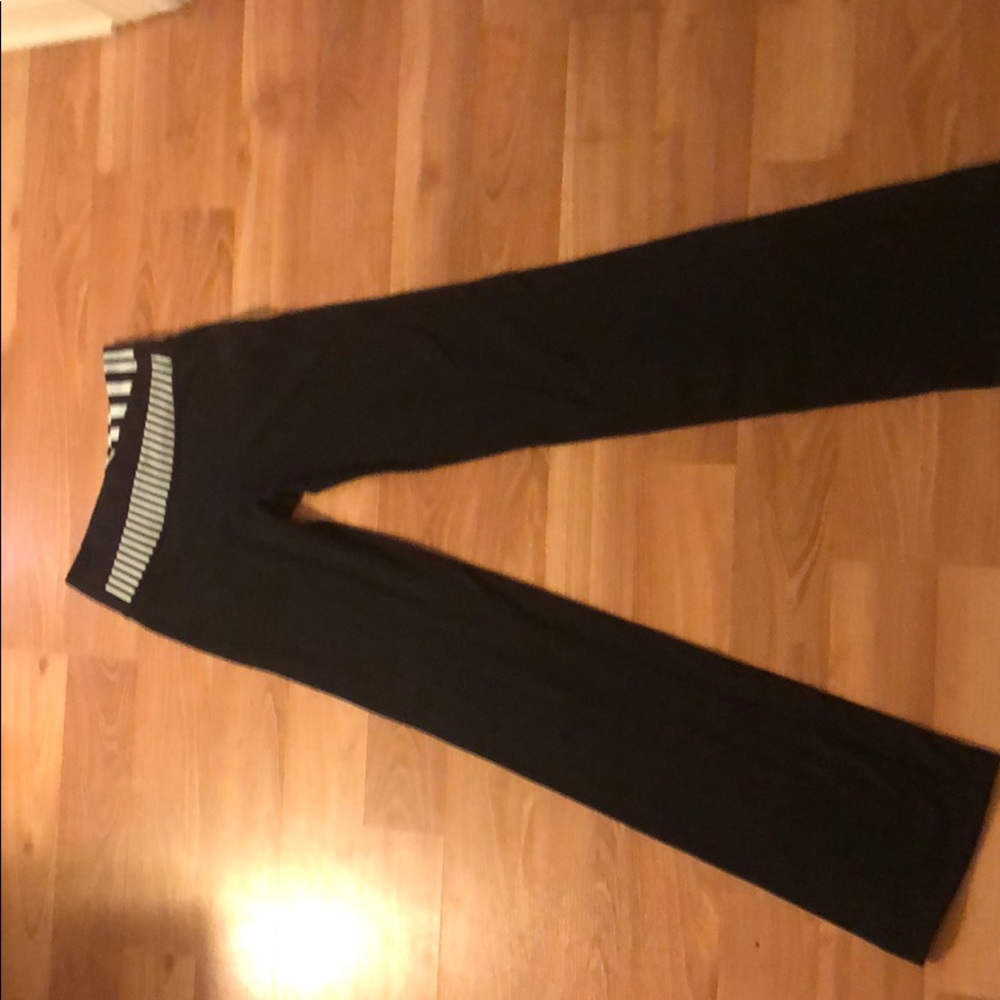Lululemon size 2 black straight leg yoga pants